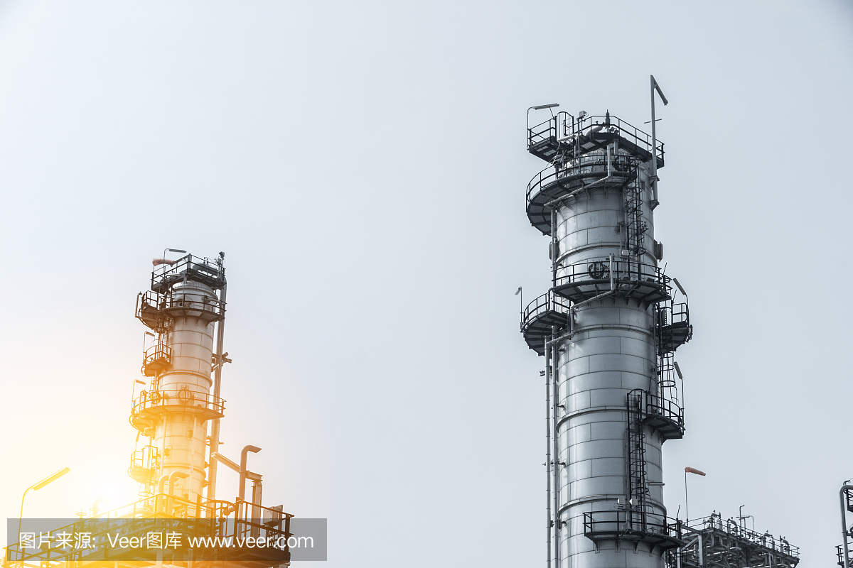 工業(yè)園區(qū)。石油和天然氣煉制工業(yè)工廠。