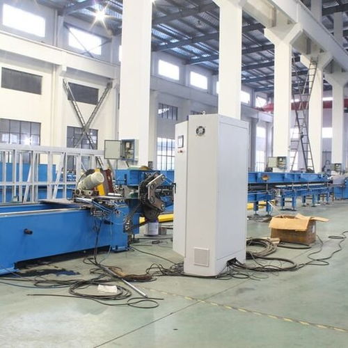 可靠久進(jìn)五金機(jī)械廠(chǎng) 硬質(zhì)快速卷簾門(mén)與成型機(jī)的卓越制造，讓五金鋼材應(yīng)用更安心